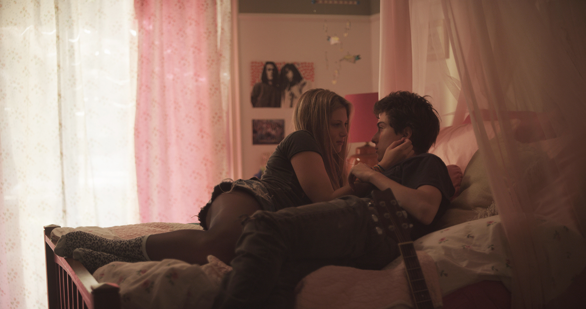 Still of Nat Wolff and Zoe Levin in Palo Alto (2013)