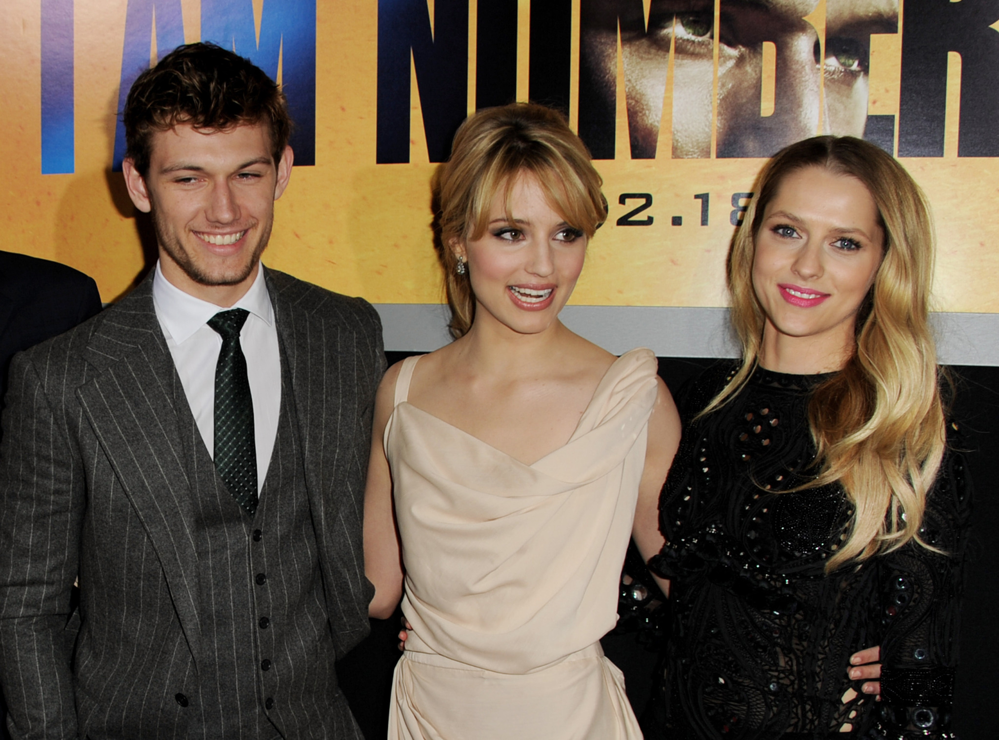 Alex Pettyfer, Dianna Agron and Teresa Palmer at event of Mano numeris ketvirtas (2011)