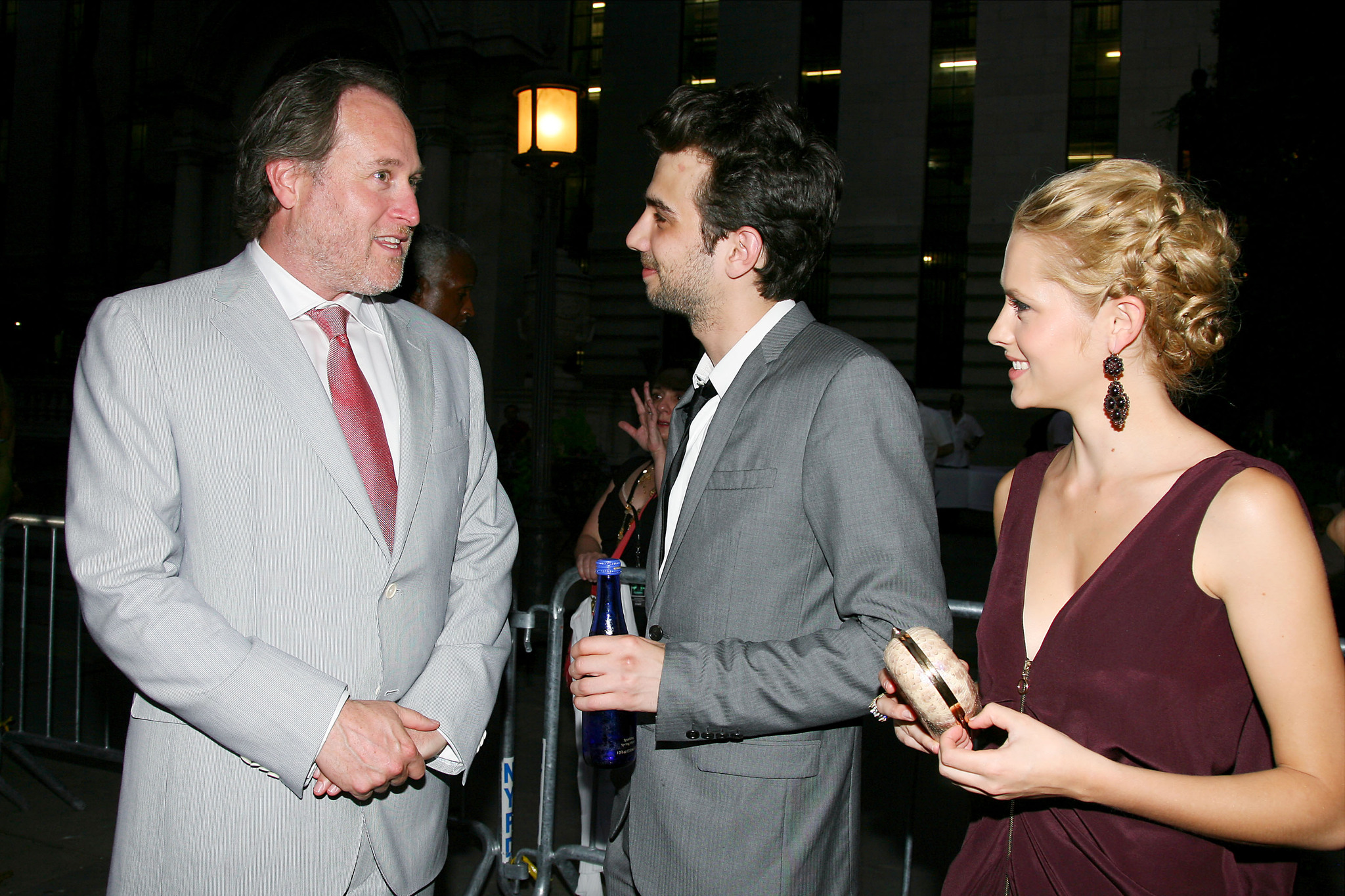 Jon Turteltaub, Jay Baruchel and Teresa Palmer at event of Burtininko mokinys (2010)