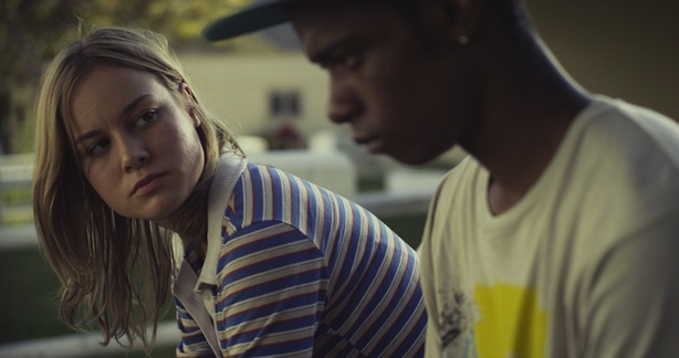 Still of Brie Larson and Keith Stanfield in Internatas (2013)