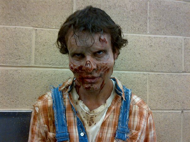 Alberto Jorrin as a Zombie on set.