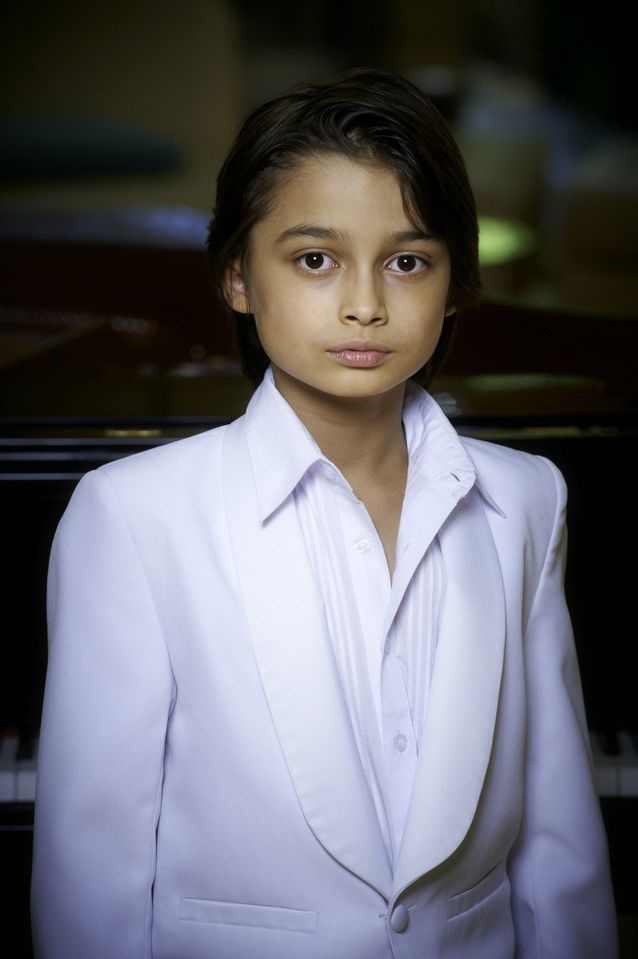 2013 Official Pianist Portrait