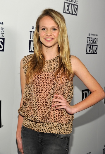 WEST HOLLYWOOD, CA - JANUARY 08: Actress Lauren Suthers attends the DoSomething.org and Aeropostale launch of the 6th annual 