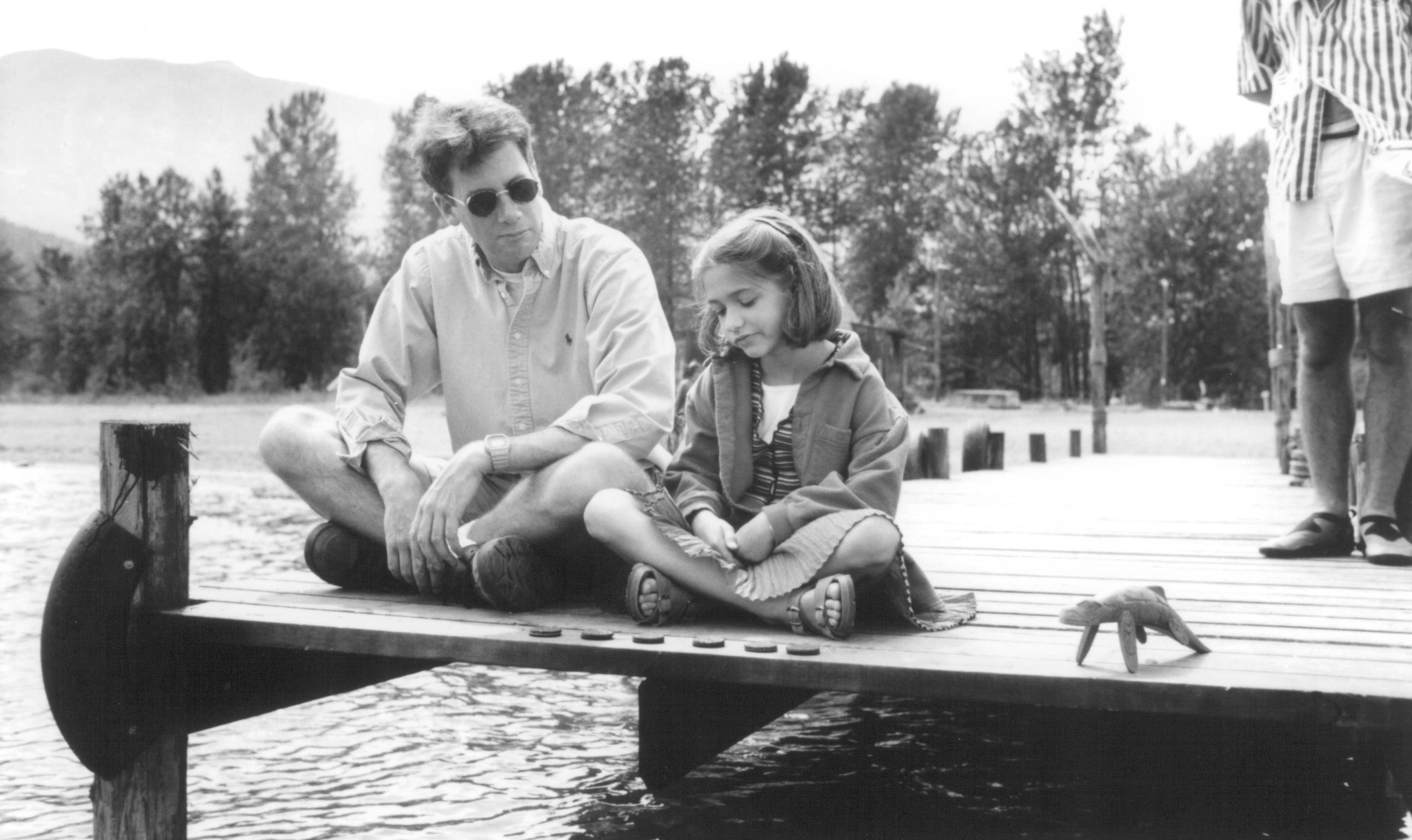 Still of Rick Stevenson and Sarah Wayne in Magic in the Water (1995)