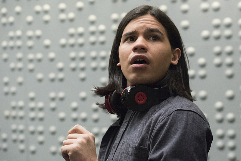 Still of Carlos Valdes in The Flash (2014)