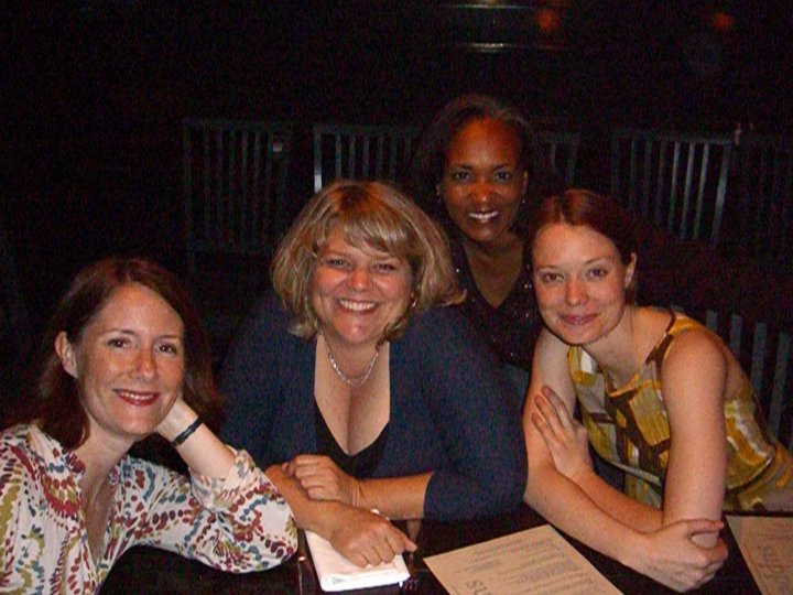 Munched w/writer Kim Porter (center)