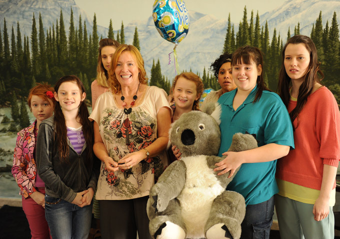 Still of Rebecca Gibney, Bethany Whitmore, Malorie O'Neill, Nicole Freeman, Chelsea Bennett and Lily Sullivan in Mental (2012)