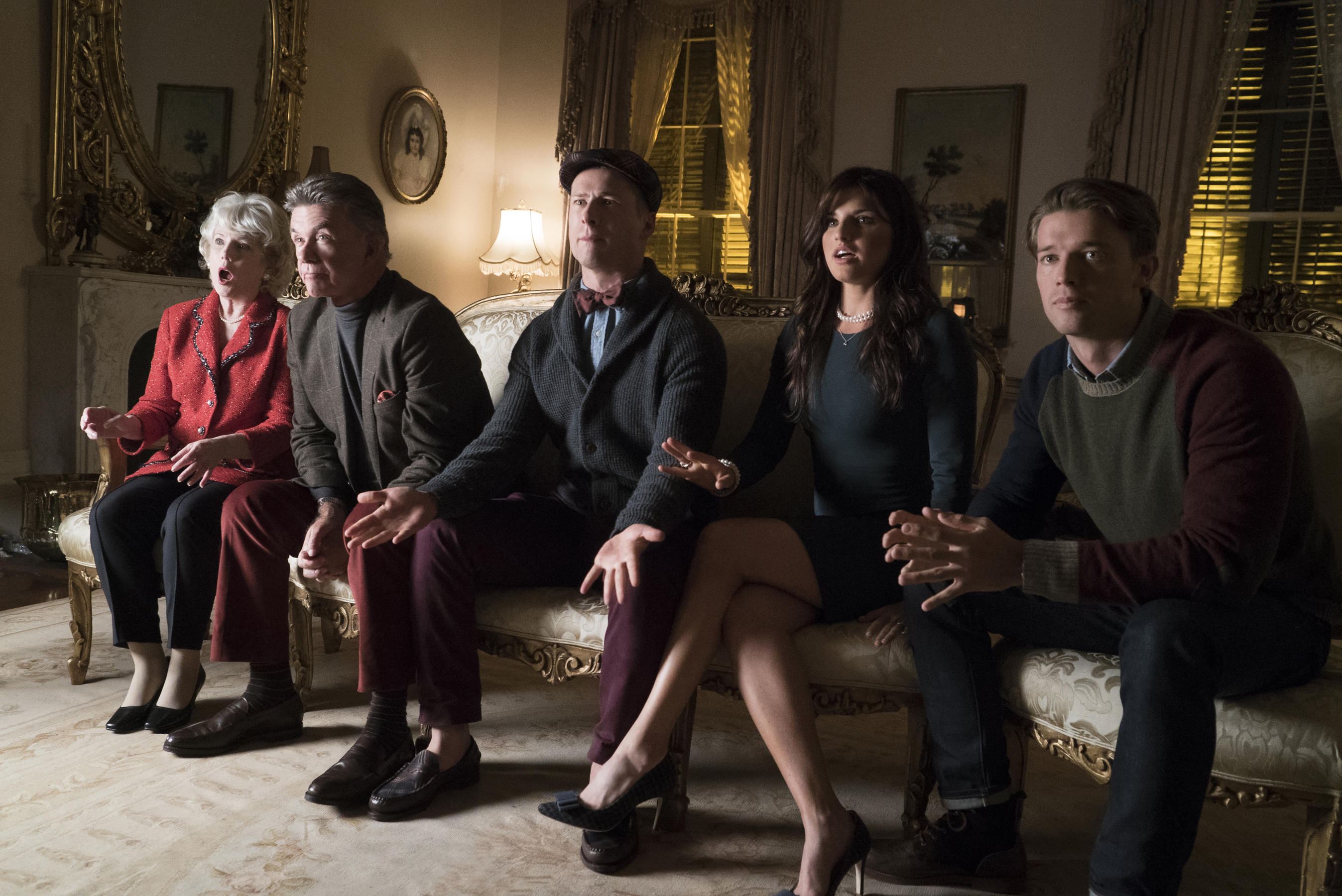 Still of Alan Thicke, Julia Duffy, Glen Powell, Patrick Schwarzenegger and Rachele Brooke Smith in Scream Queens (2015)