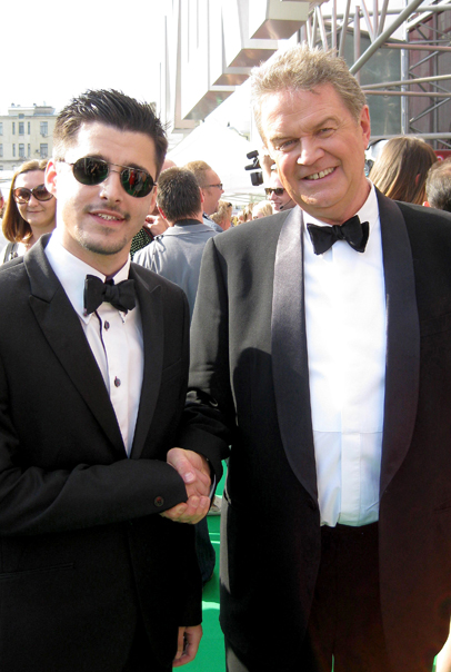(L-R) Producer Josh Wood with director John Madden arrive at the premiere of the 'Debt' during the 33d Moscow International Film Festival at Pushkinskiy Theatre on June 30, 2011 in Moscow, Russia.