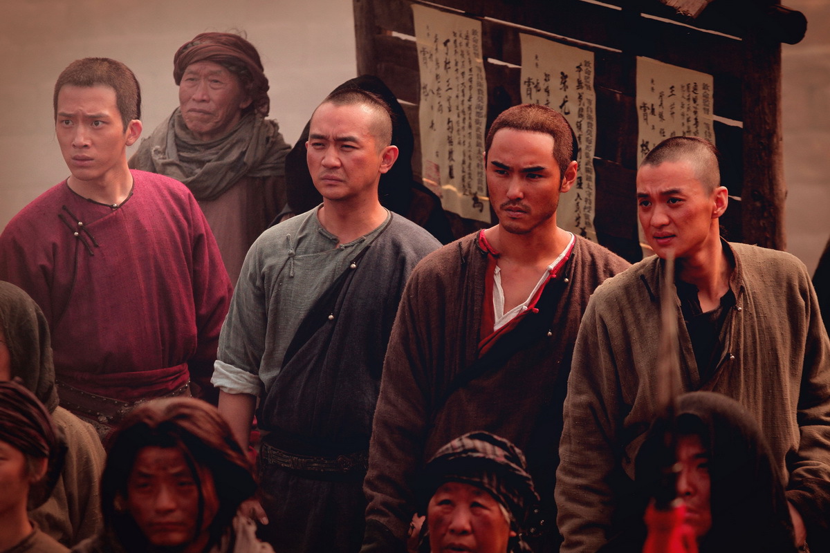 Still of Ethan Juan, Boran Jing and Yi Wei Zhou in Xue di zi (2012)