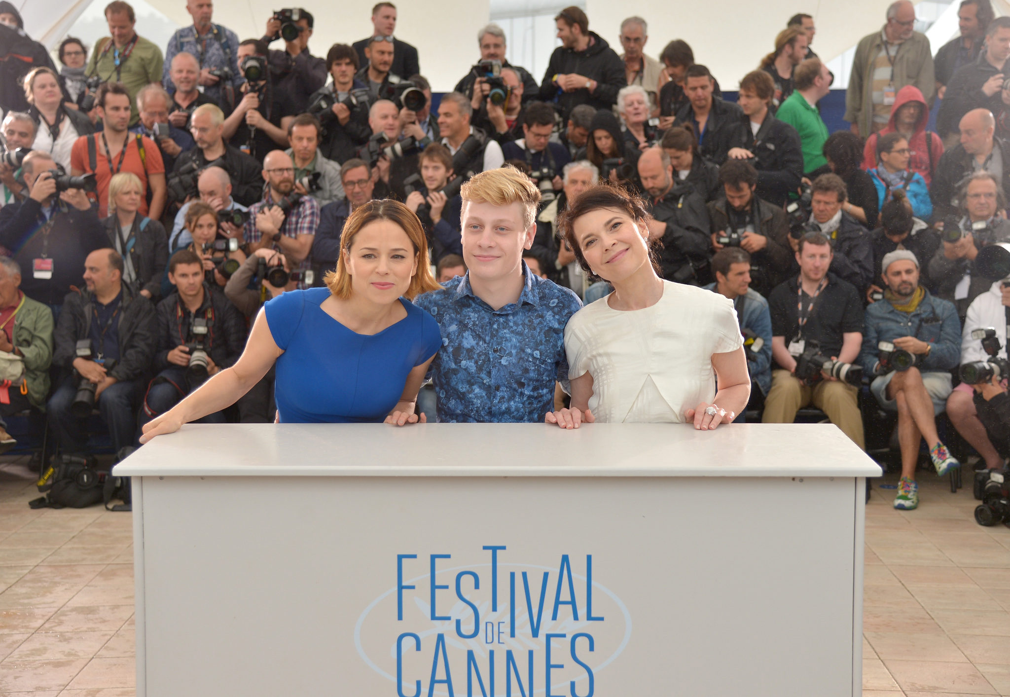 Suzanne Clément, Anne Dorval and Antoine-Olivier Pilon at event of Mommy (2014)