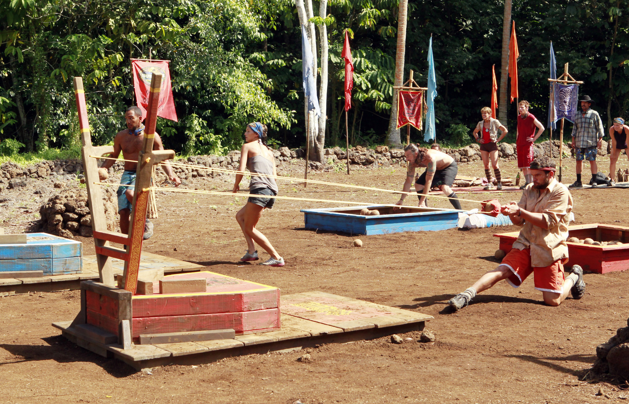 Still of Albert Destrade, Dawn Meehan and Mikayla Wingle in Survivor (2000)