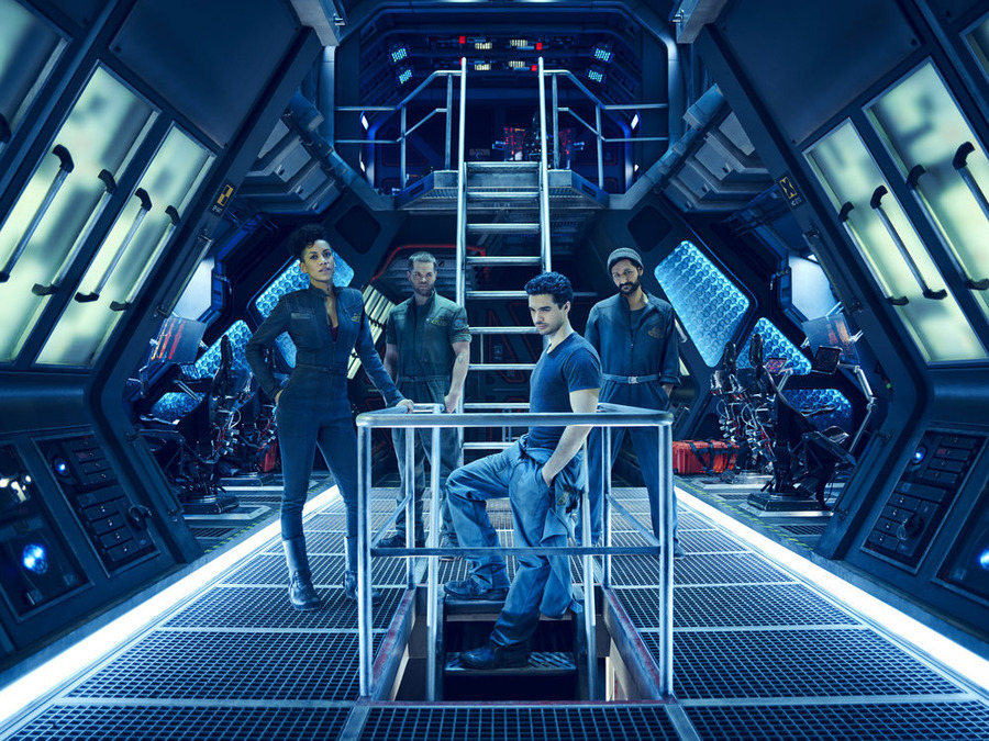 Still of Wes Chatham, Steven Strait and Dominique Tipper in The Expanse (2015)