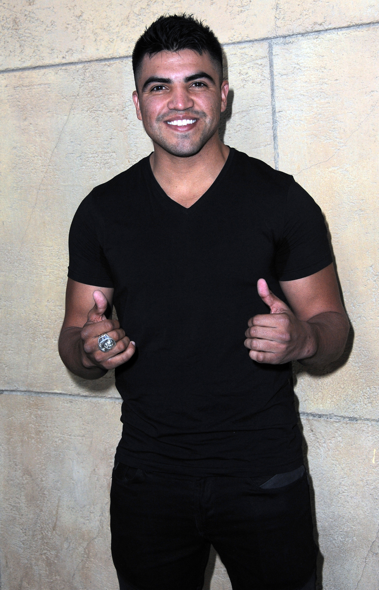 Victor Ortiz at event of Skin Trade (2014)