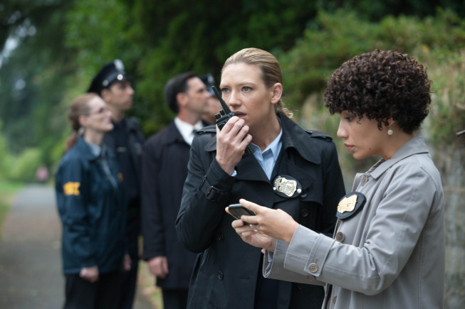 Still of Anna Torv and Jasika Nicole in Ties riba (2008)