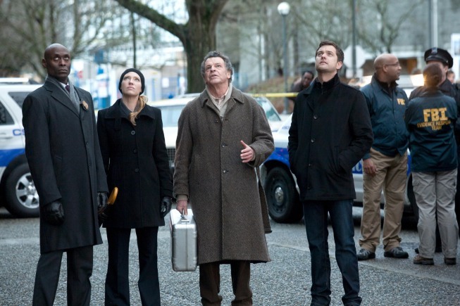 Still of Joshua Jackson, John Noble, Lance Reddick and Anna Torv in Ties riba (2008)