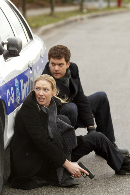 Still of Joshua Jackson and Anna Torv in Ties riba (2008)