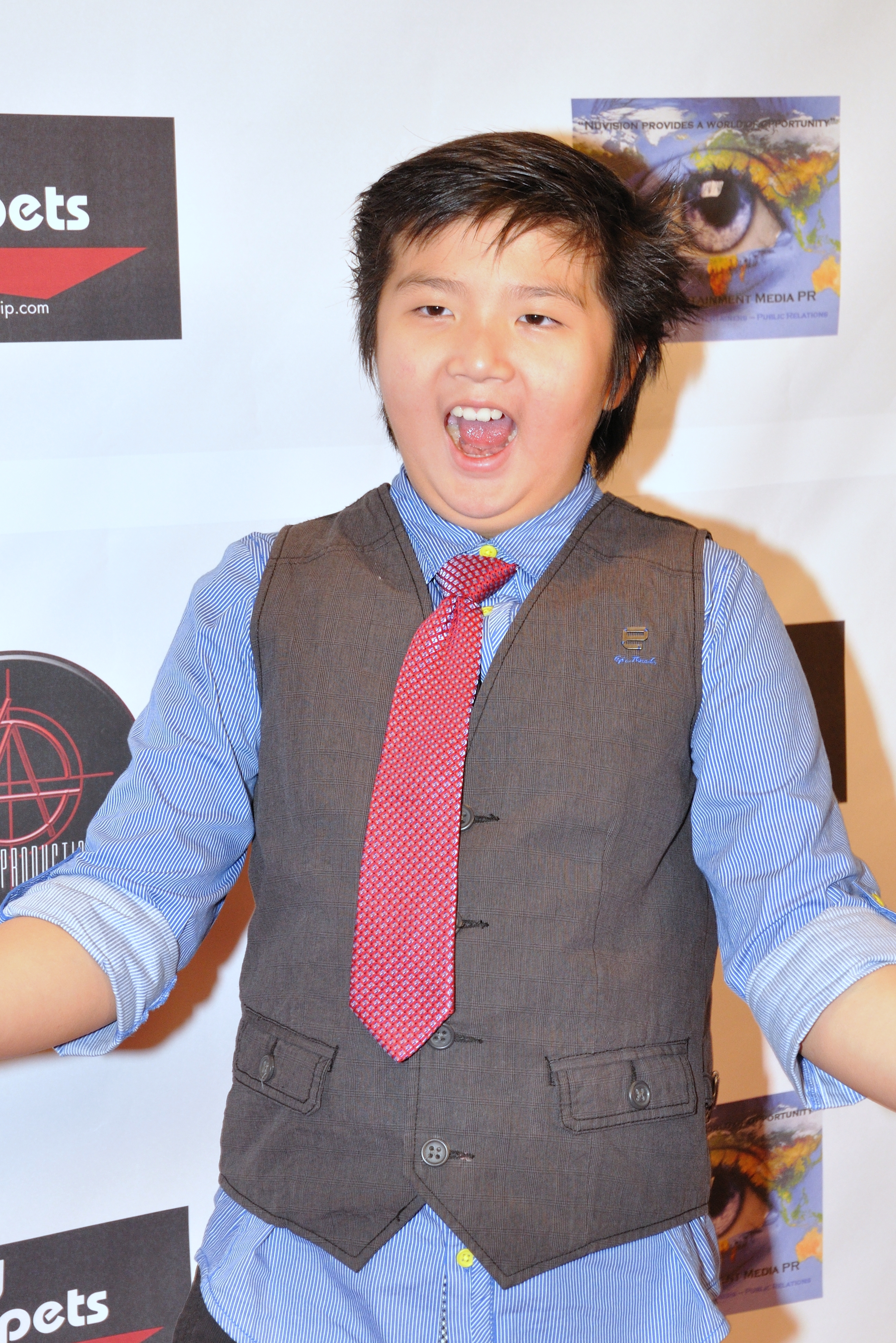 Still Matthew Zhang , actor and comedian .