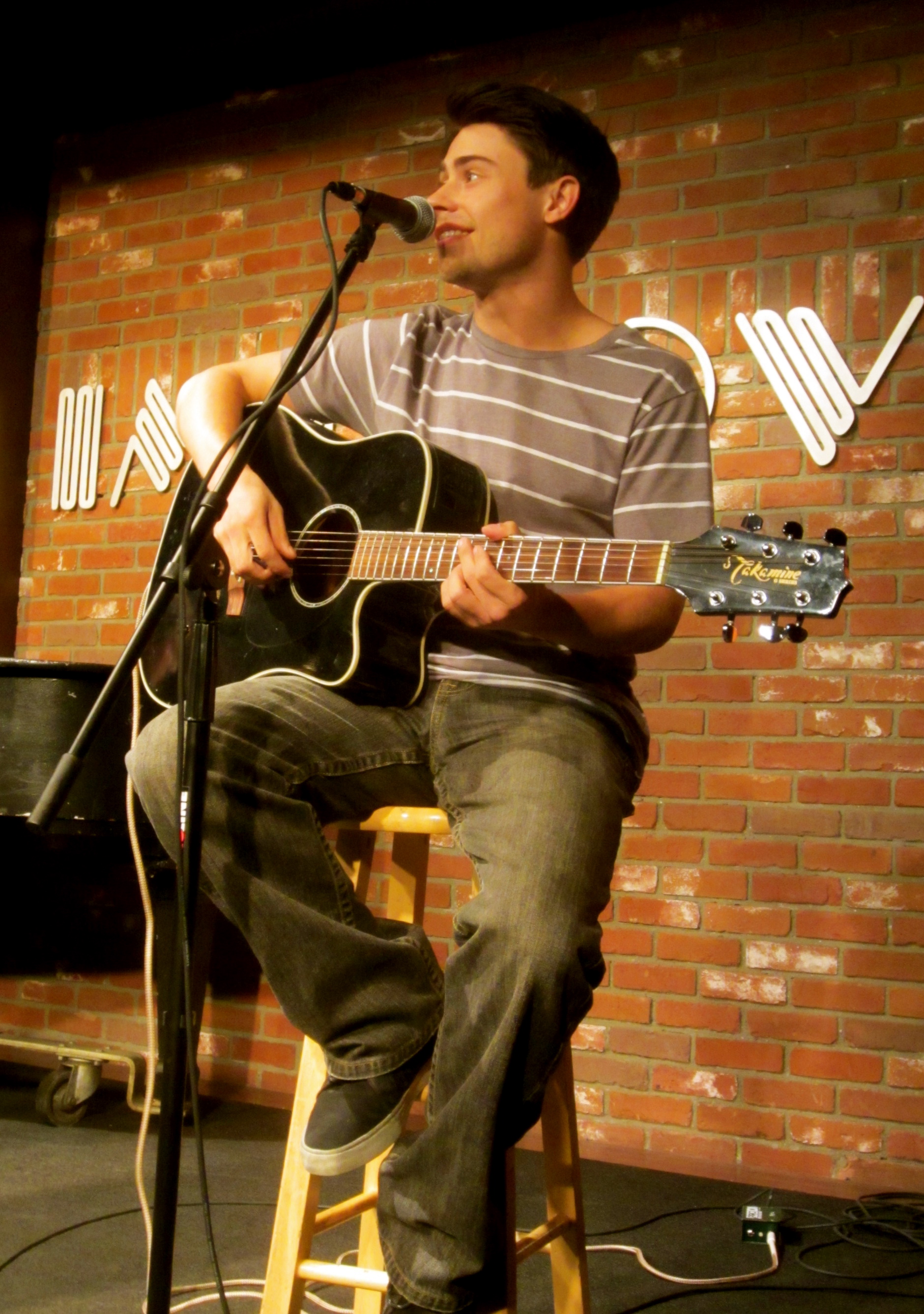 Performing at the HOLLYWOOD IMPROV on Melrose.
