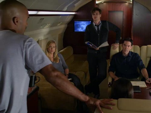 Still of Thomas Gibson, Shemar Moore, A.J. Cook and Matthew Gray Gubler in Nusikalstami protai (2005)