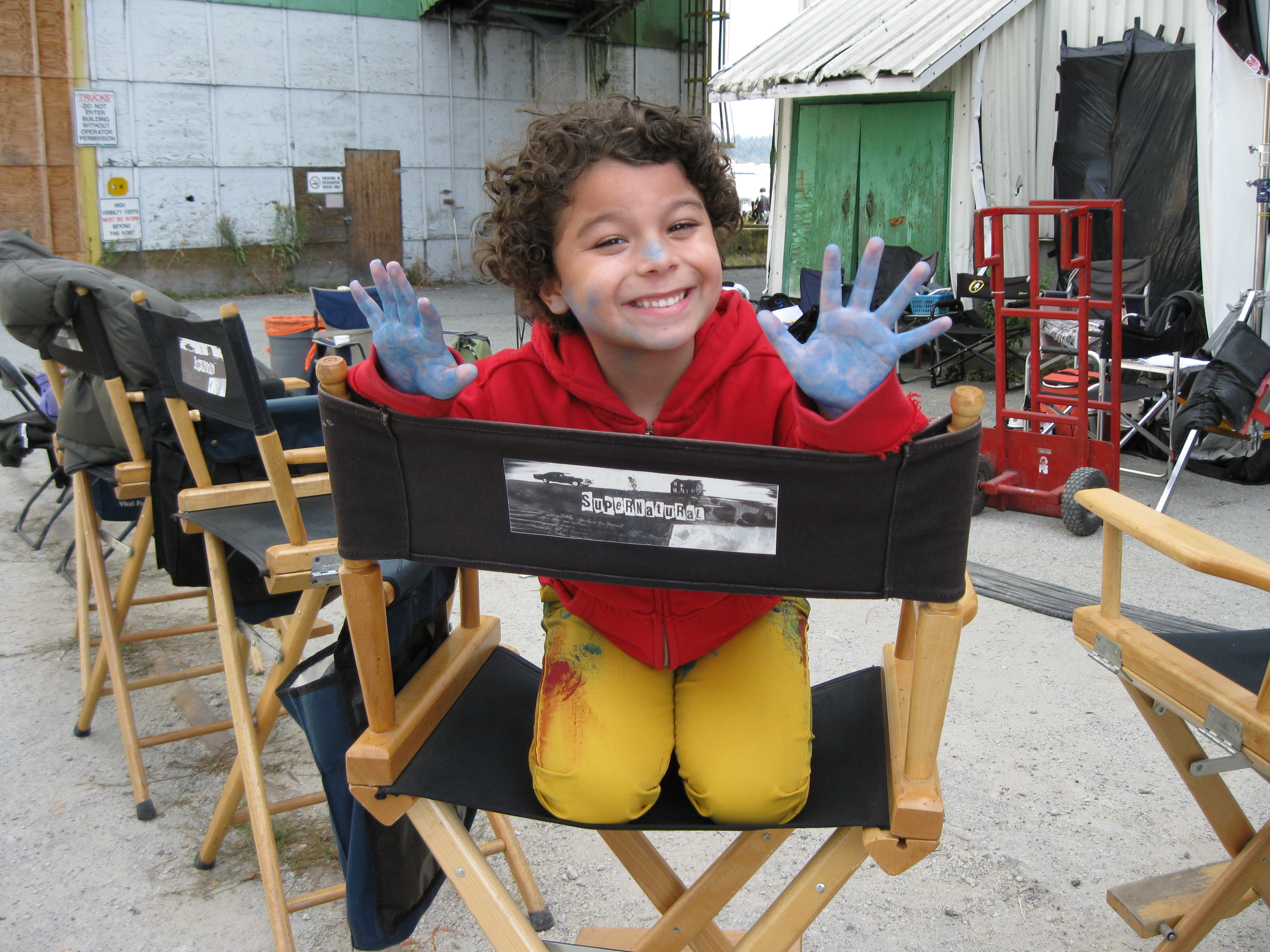 Bruce onset of Supernatural-actors chair