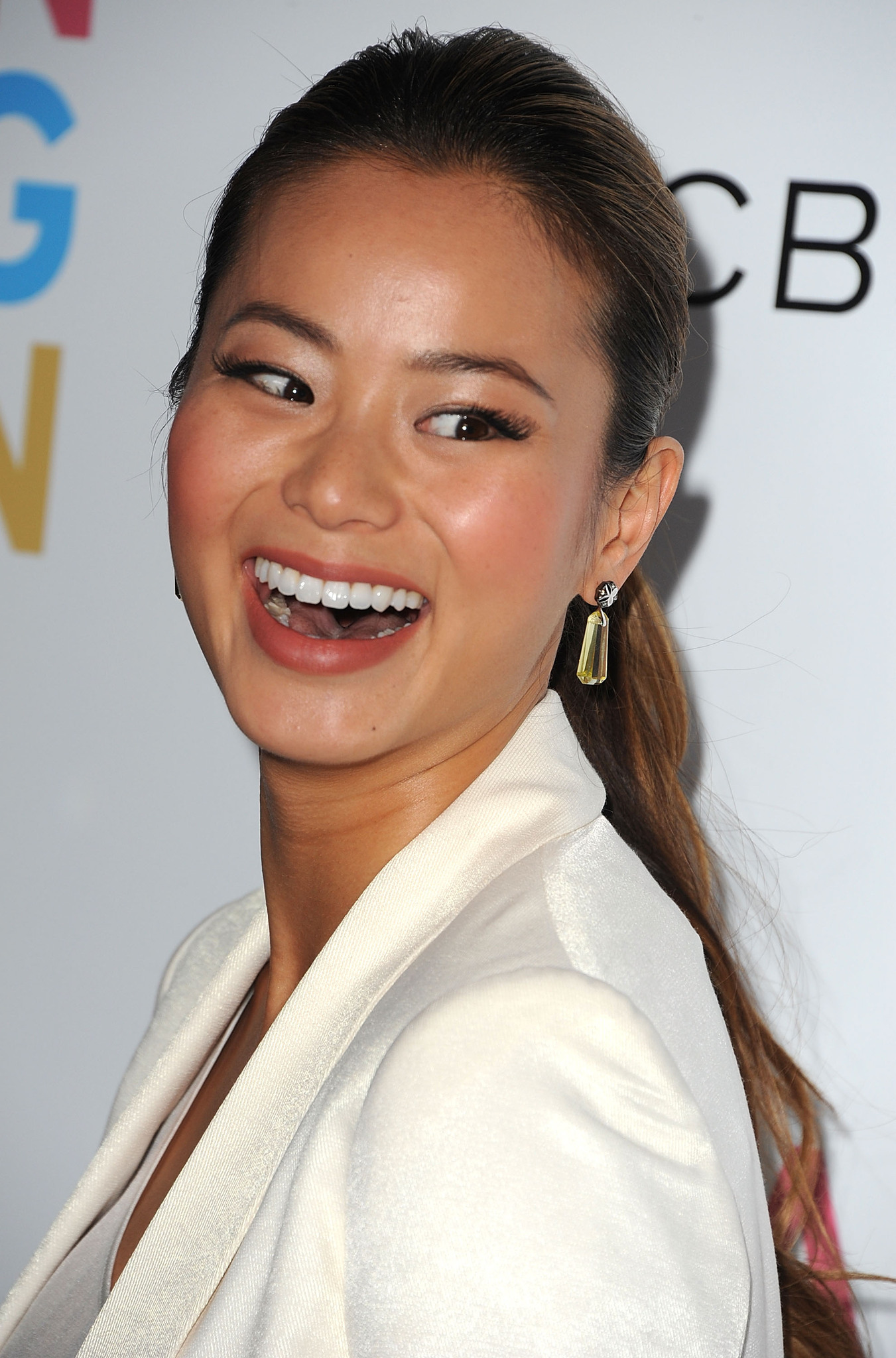 Jamie Chung at event of Tai nutiko Jemene (2011)