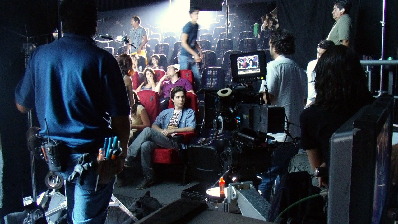 Lydon Erik behind the scenes of Cinépolis 4DX commercial (2011)