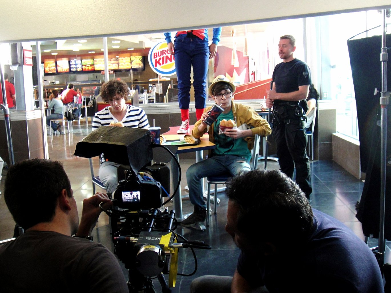 Lydon Erik behind the scenes of Burger King commercial (2013)