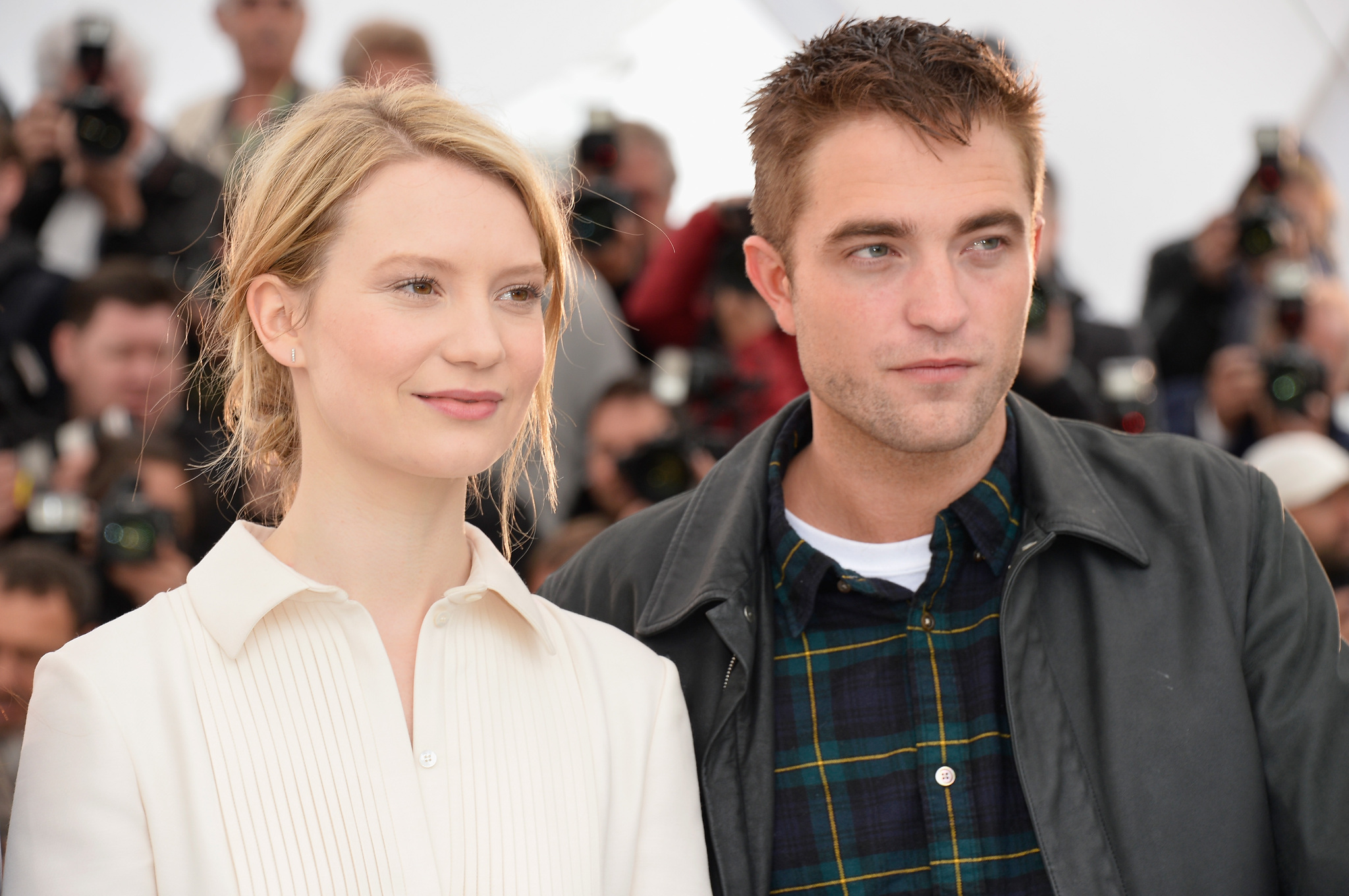 Robert Pattinson and Mia Wasikowska at event of Maps to the Stars (2014)