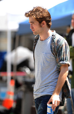 Robert Pattinson at event of Prisimink mane (2010)