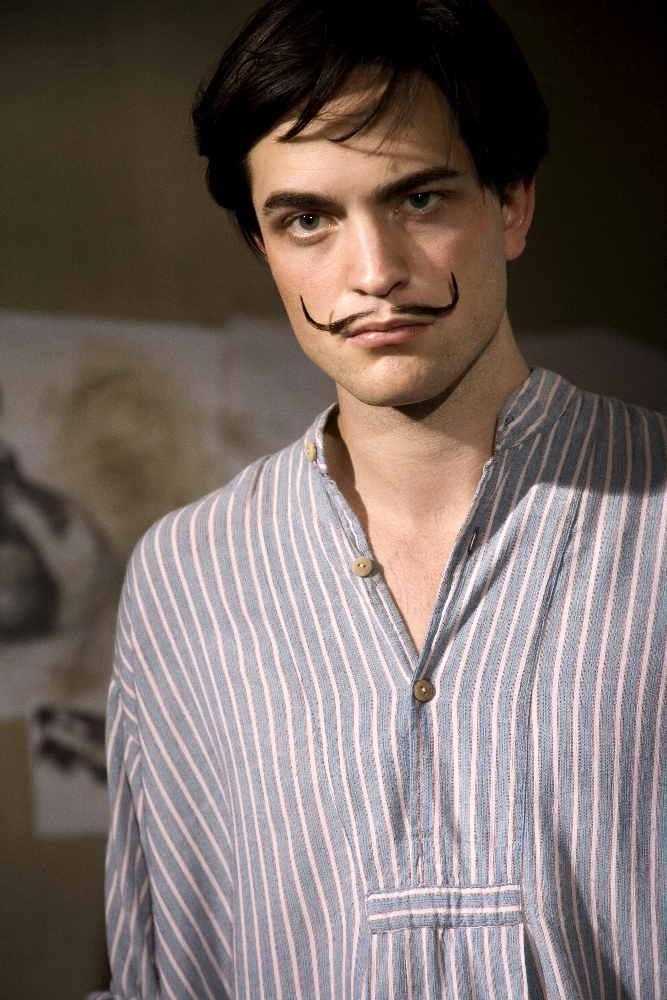 Still of Robert Pattinson in Little Ashes (2008)