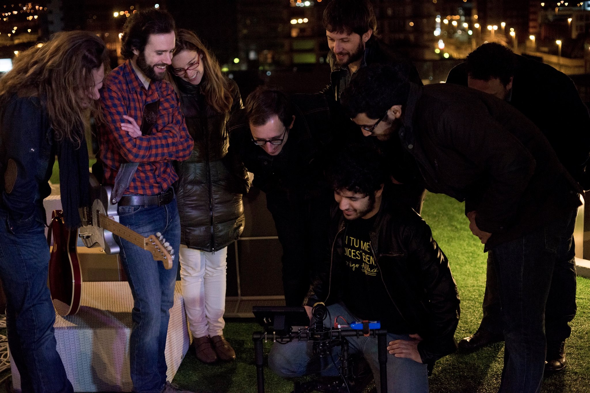 Carmen Vilches, José Bretón, Juan Poveda, Pedro J. Poveda shooting Carlos Vudú y el Clan Jukebox's music video 