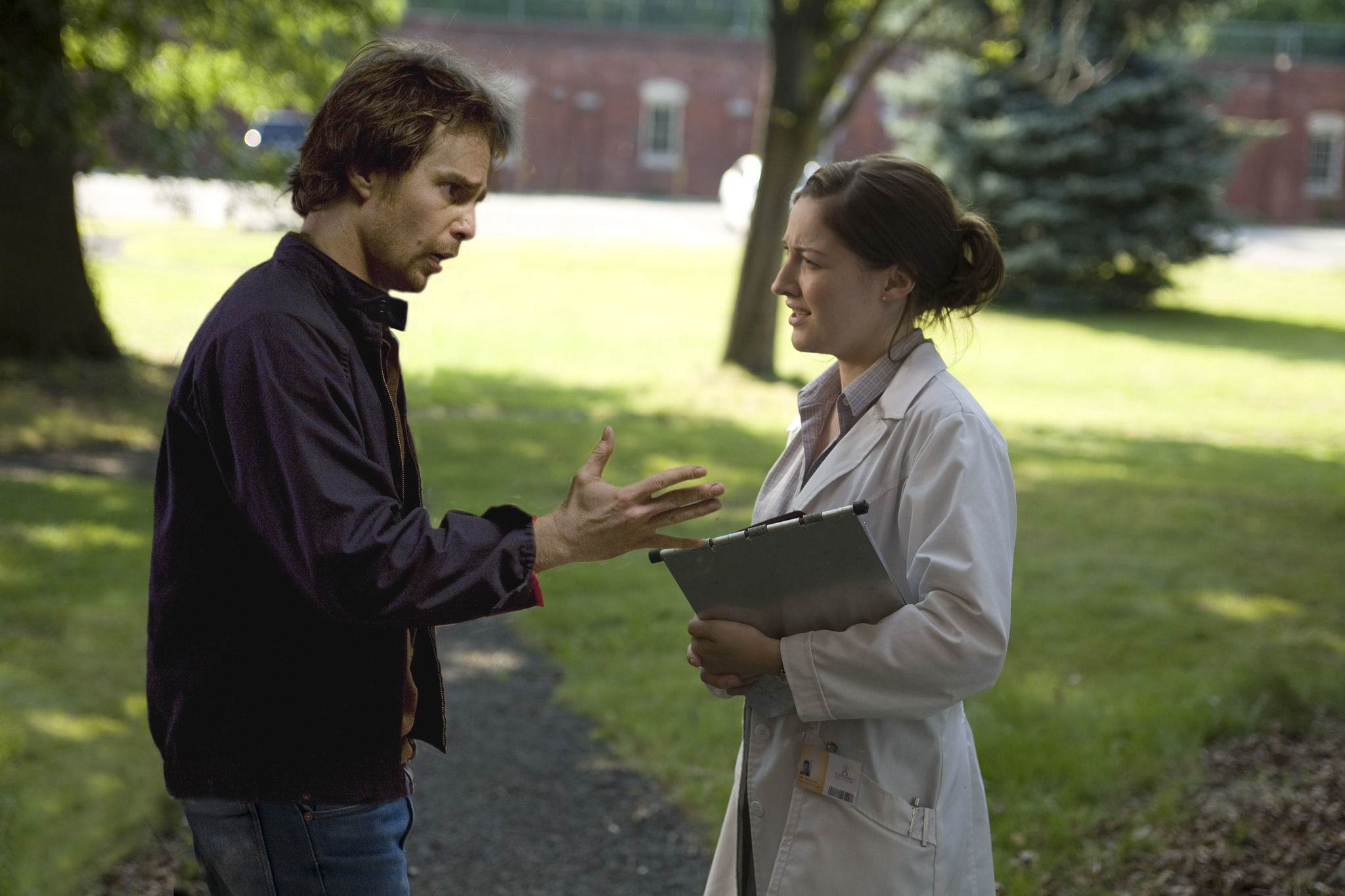 Still of Sam Rockwell and Kelly Macdonald in Choke (2008)