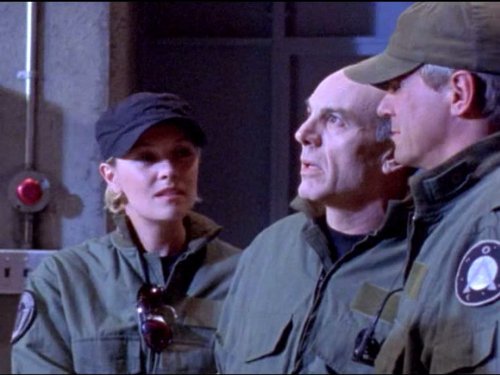 Still of Richard Dean Anderson, Carmen Argenziano and Amanda Tapping in Stargate SG-1 (1997)