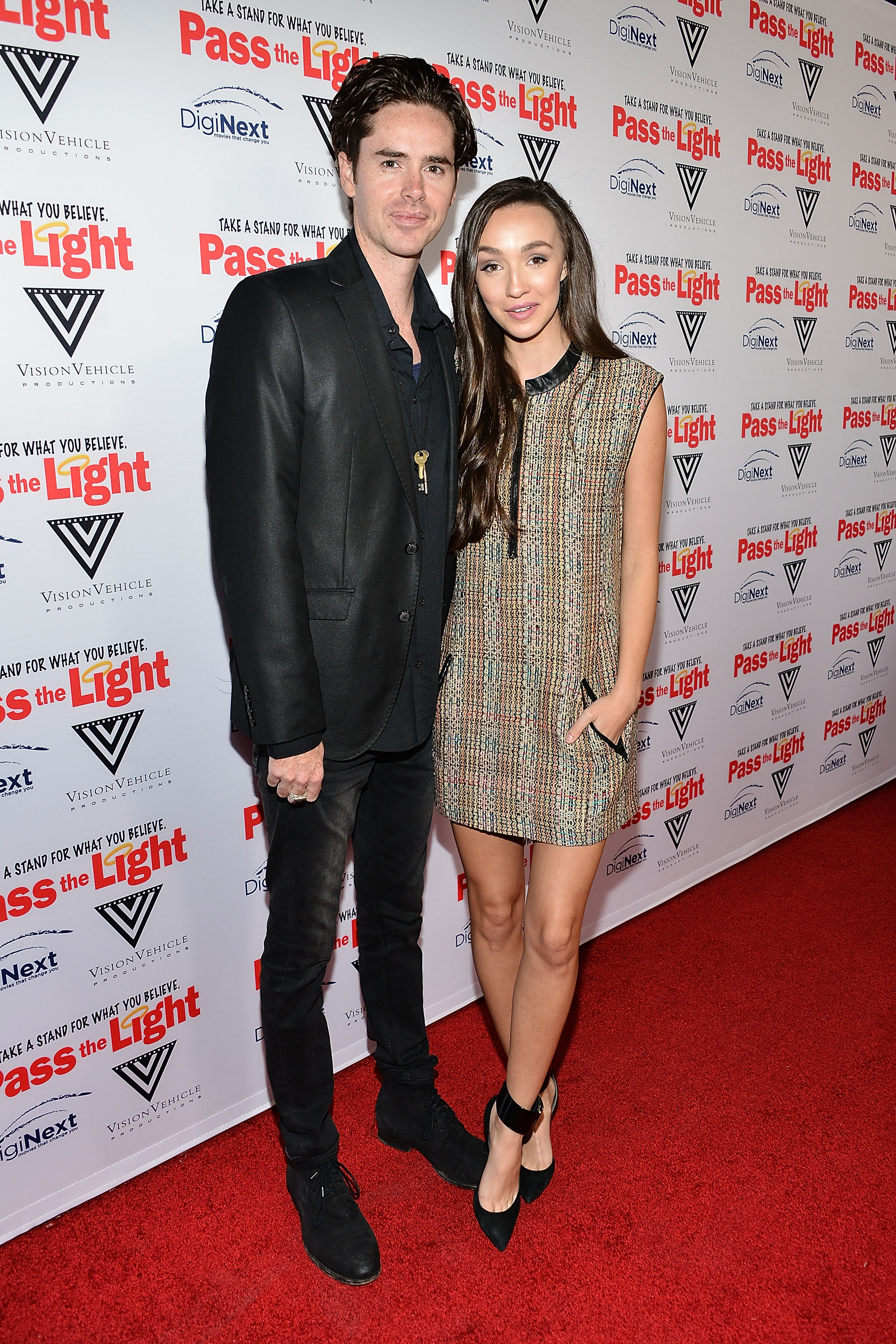 Pass The Light Premier