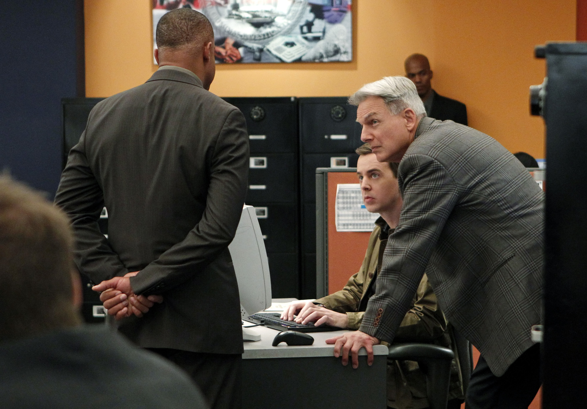 Still of Mark Harmon and Rocky Carroll in NCIS: Naval Criminal Investigative Service (2003)