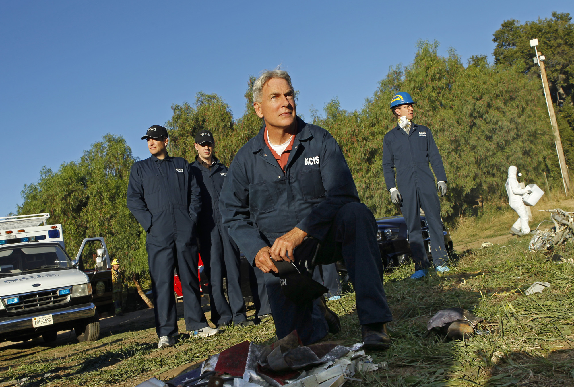 Still of Mark Harmon and Brian Dietzen in NCIS: Naval Criminal Investigative Service (2003)