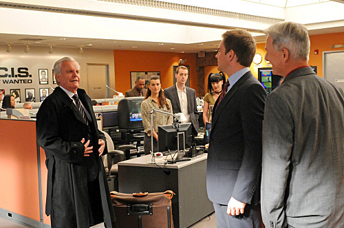 Still of Mark Harmon, Robert Wagner, Pauley Perrette and Michael Weatherly in NCIS: Naval Criminal Investigative Service (2003)