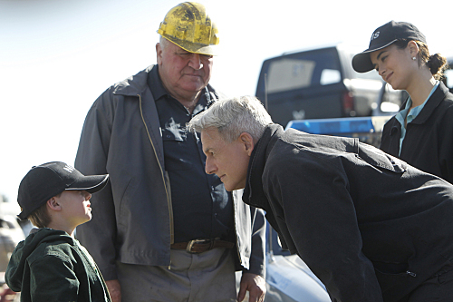 Still of Mark Harmon, Steve Eastin and Jackson Brundage in NCIS: Naval Criminal Investigative Service (2003)