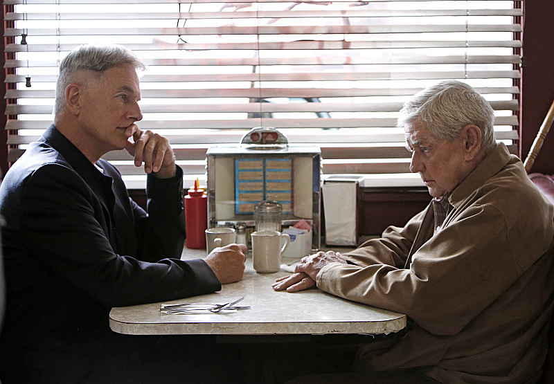 Still of Mark Harmon and Ralph Waite in NCIS: Naval Criminal Investigative Service (2003)