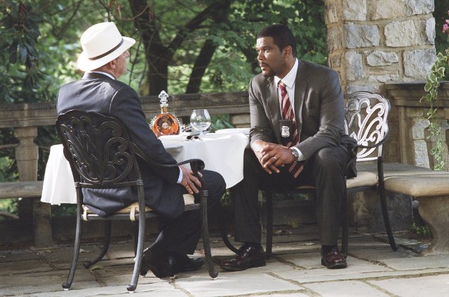 Scene from movie Alex Cross; Cross visits Mercier at his mansion for clues concerning the killer Picasso(Matthew Fox)