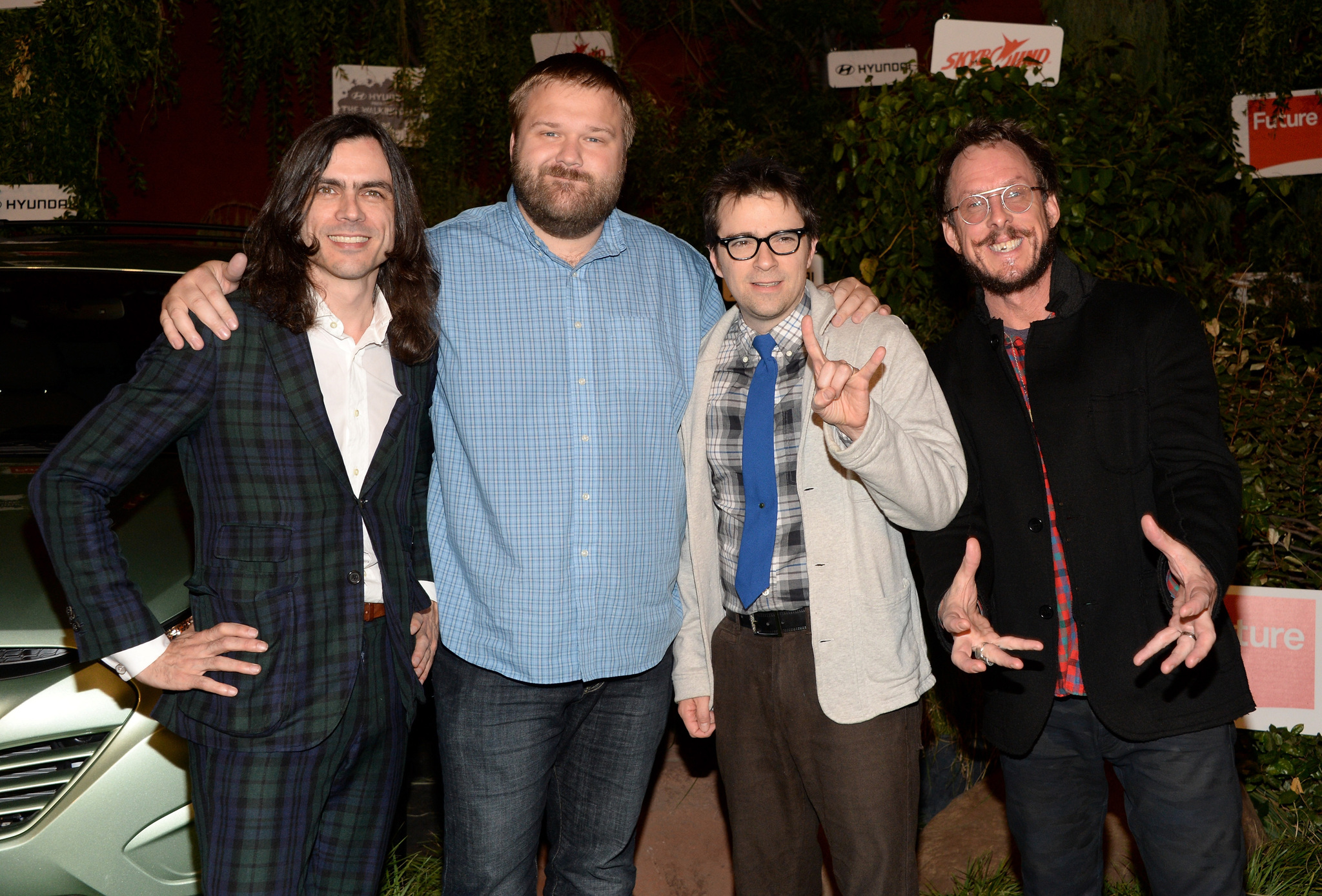 Rivers Cuomo, Scott Shriner and Robert Kirkman at event of Vaikstantys numireliai (2010)