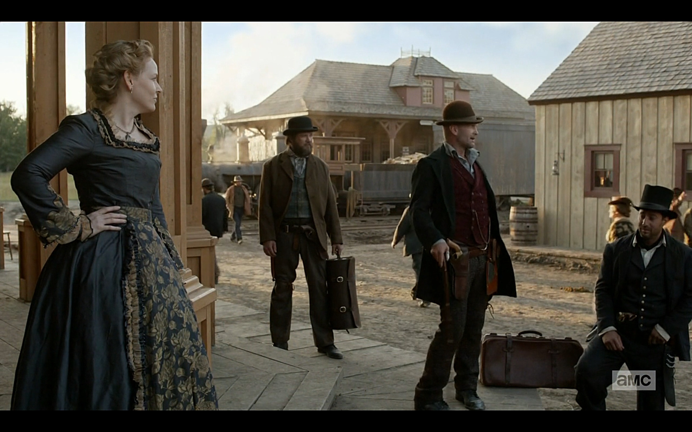 Looking for Mickey and protecting my boss, #AndrewHoward aka Dandy Johnny Shea after rolling into Cheyenne from New York. With #ChelahHorsdal aka Maggie Palmer. #deadrabbits roll into Cheyenne. #hellonwheels episode 4.11 #bleedingkansas