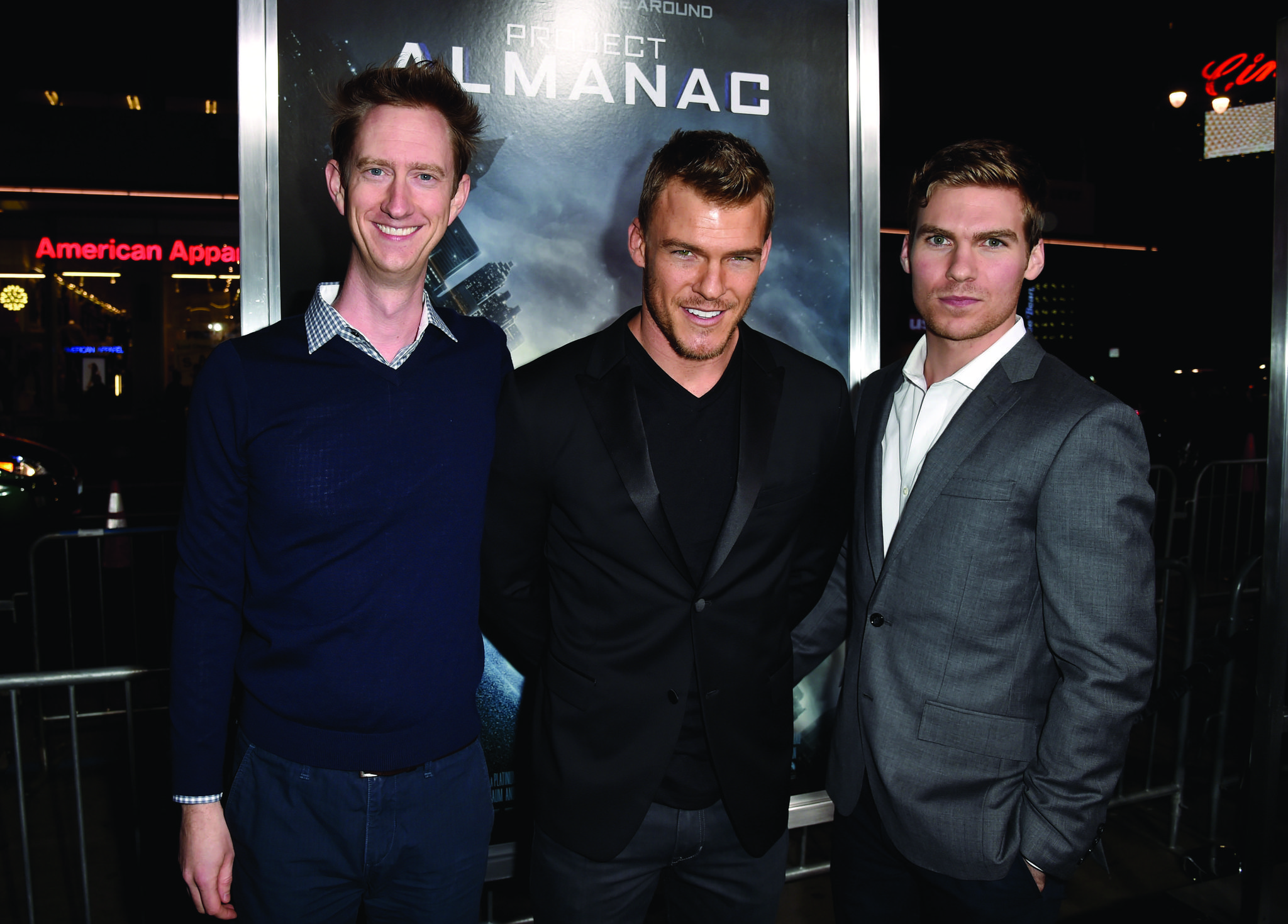 Jeremy Howard, Alan Ritchson and Pete Ploszek at event of Sveiki atvyke i praeiti! (2014)