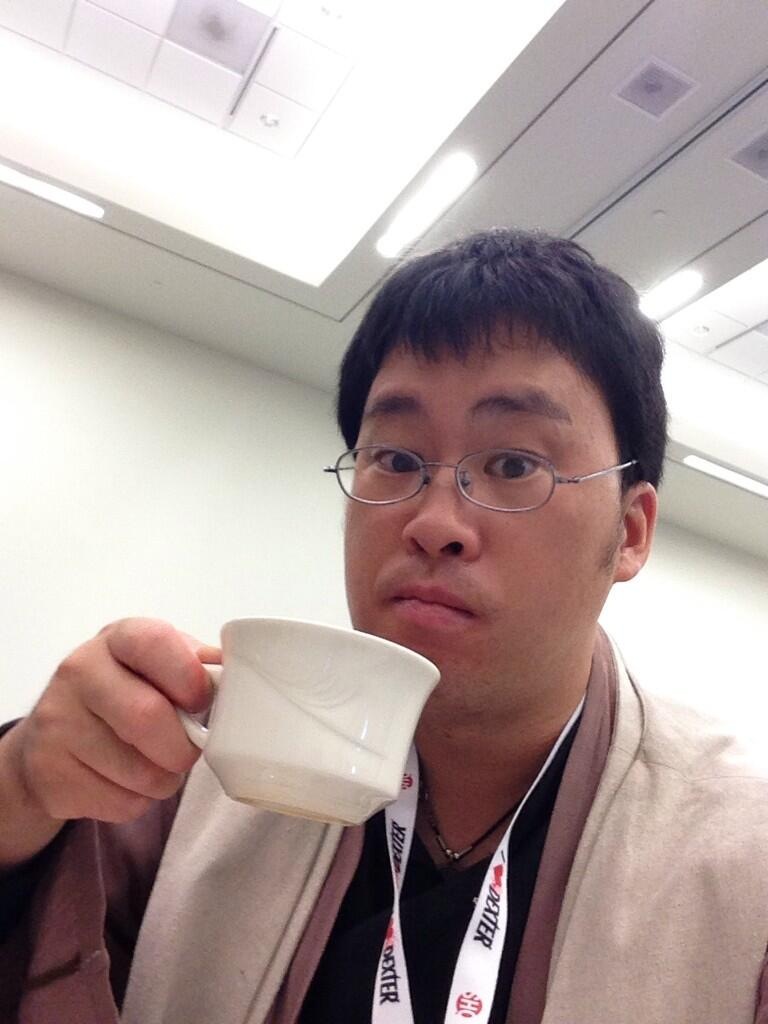 Me drinking coffee at the SDCC 2013 Professional Lounge.