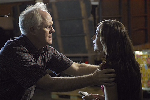 Still of John Lithgow and Courtney Ford in Deksteris (2006)