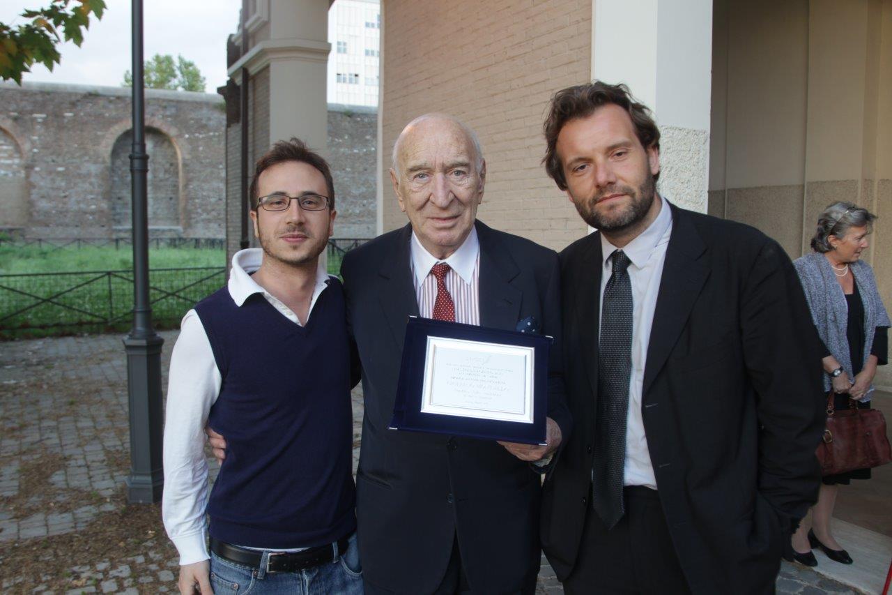 Editor Jacopo Reale with Giuliano Montaldo 'Best Actor' at Silver Ribbon 2013 for Quattro Volte Vent'Anni directed by Marco Spagnoli (Right).