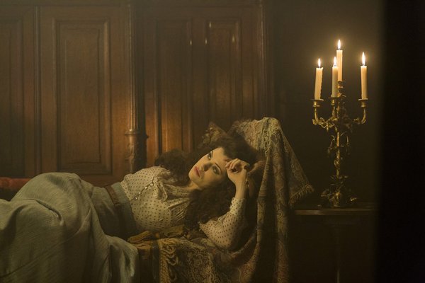 Still of Jessica De Gouw in Dracula (2013)