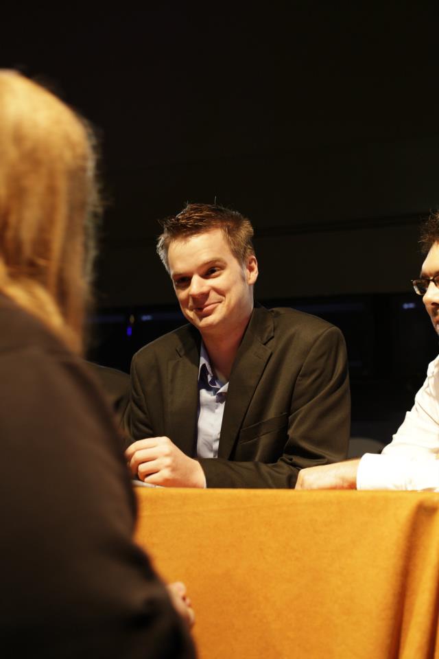 Mike Lamond at a fan signing during a Major League Gaming event. Orlando, FL, 2011