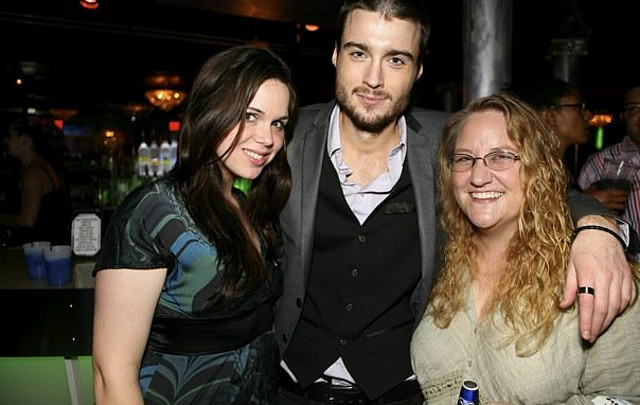 Kate Dickman, Pete Cashmore, Leslie Poston